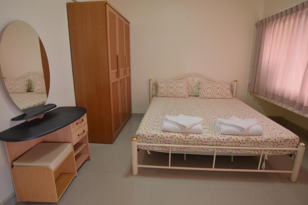 Cozy Loft Hostel Патая Екстериор снимка